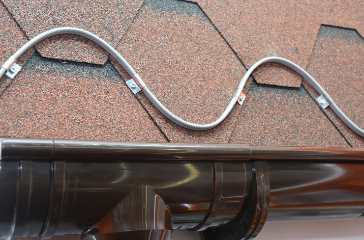 Install Roof Heating Cables