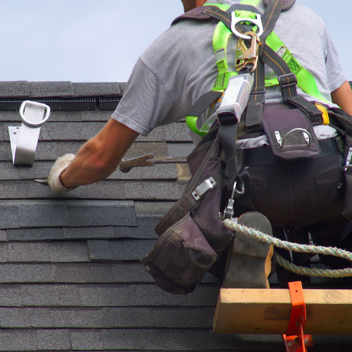 What Is the Truth Behind These 7 Roofing Myths?
