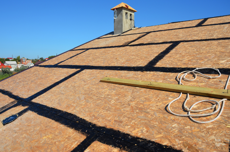 OSB (Oriented Strand Board) What is Roof Decking? Everything Homeowners Need to Know