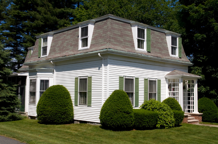 What You Should Know About the 7 Most Popular Pitched Roof Types