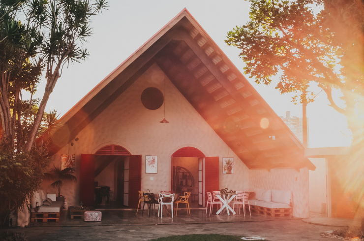 What You Should Know About the 7 Most Popular Pitched Roof Types